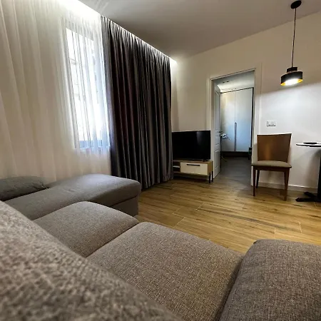 Alvi Appartement Tirana