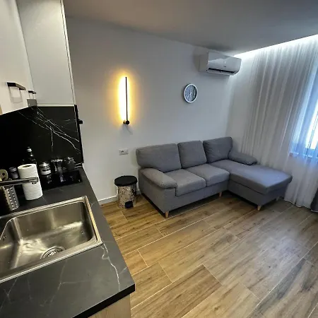 Alvi Apartment Apartment Tirana